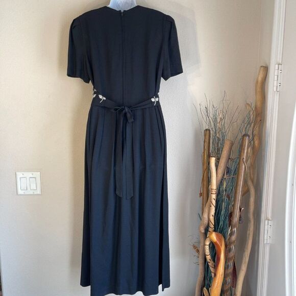 Periwinkle Black Midi Dress White Embroidery Empire Waist Vintage Size 12 - Picture 3 of 9